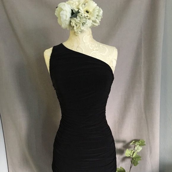 Little Black Dress - Picture 1 of 4